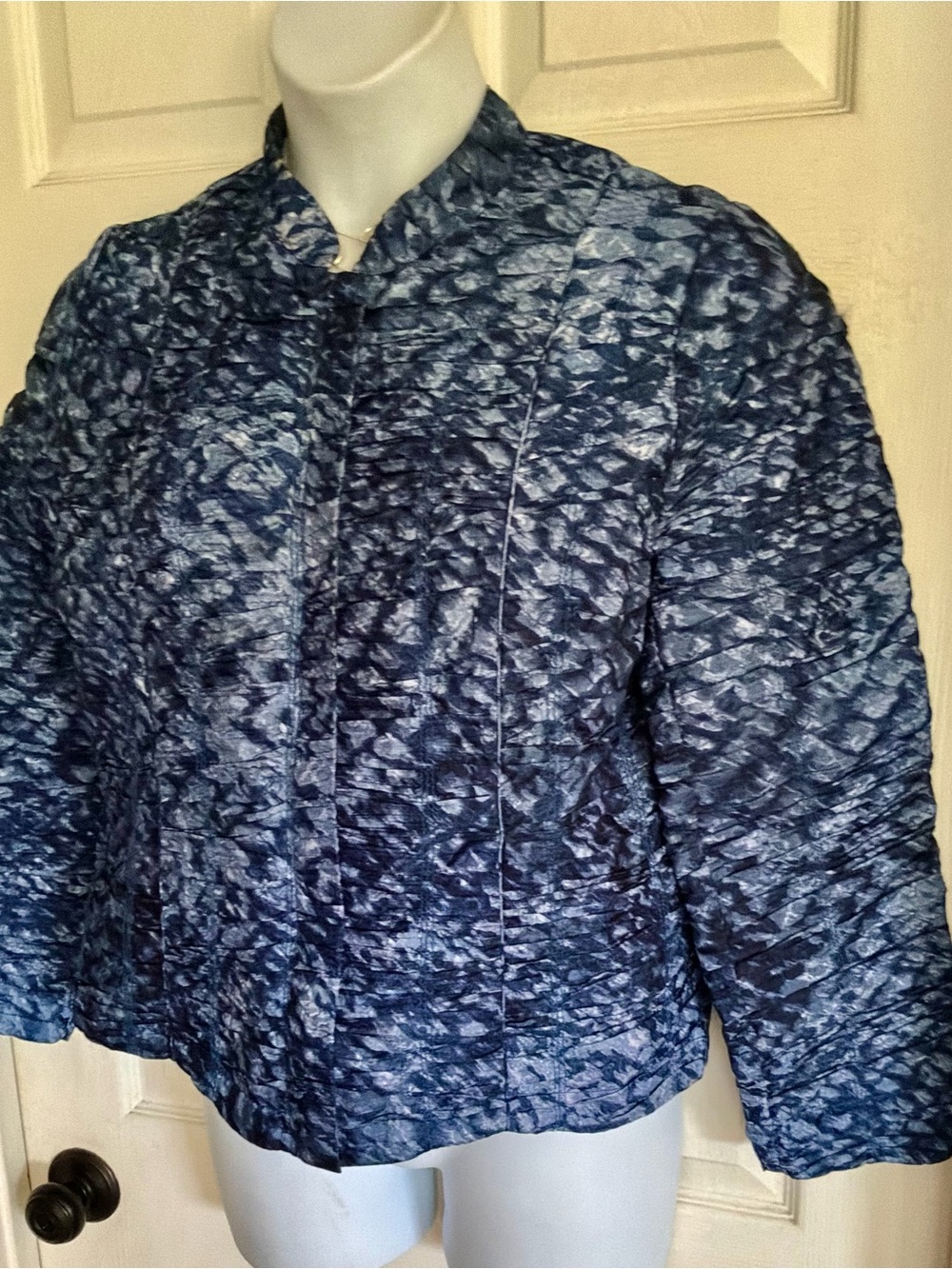 CHICO’S…lightweight jacket - Picture 3 of 9